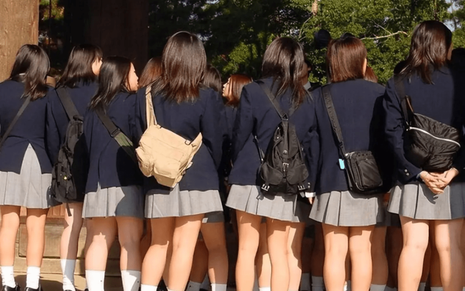 35岁中国男子日本商场向2女初中生射「体液」。 示意图 35岁中国男子日本商场向2女初中生射「体液」。 示意图