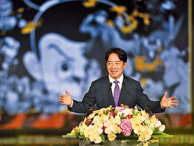 赖清德8日出席光雕展点灯仪式。 赖清德8日出席光雕展点灯仪式。