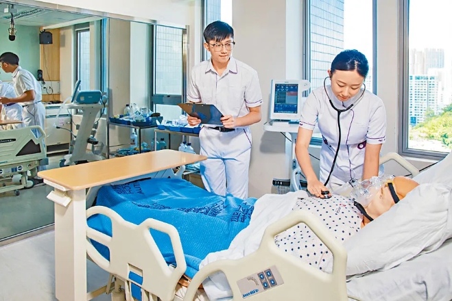 东华学院的毕业生在就业市场极具竞争力,深受医疗业界认同。 东华学院的毕业生在就业市场极具竞争力,深受医疗业界认同。