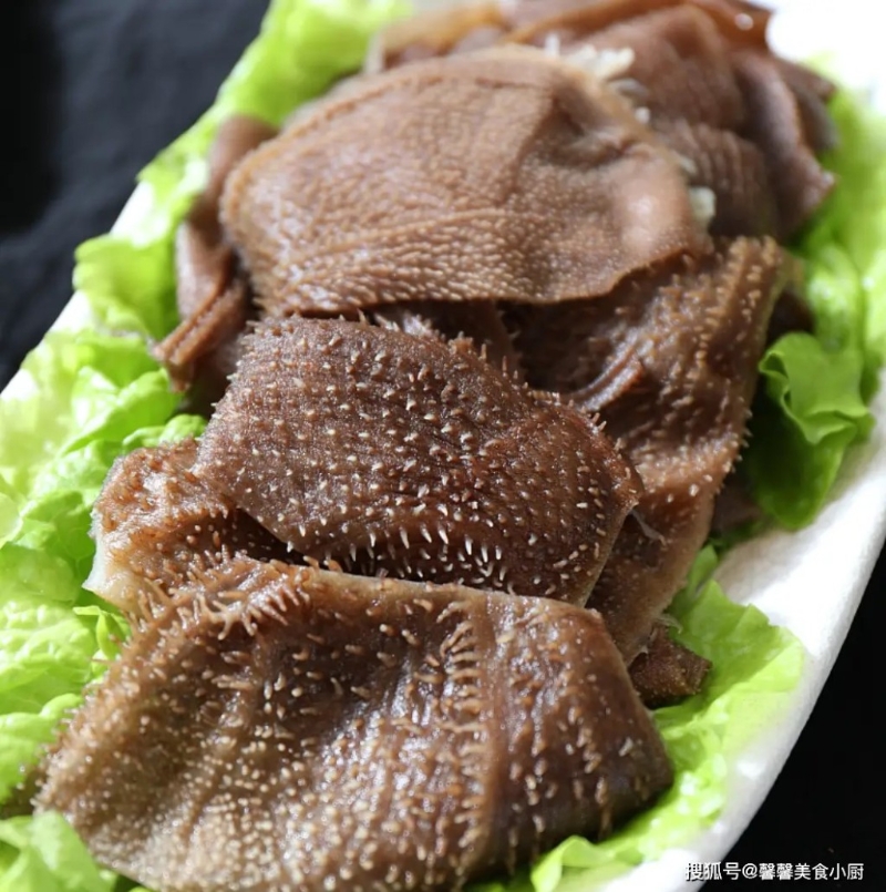 三男因劫货车三箱牛肚煮火锅被重判入狱。 三男因劫货车三箱牛肚煮火锅被重判入狱。