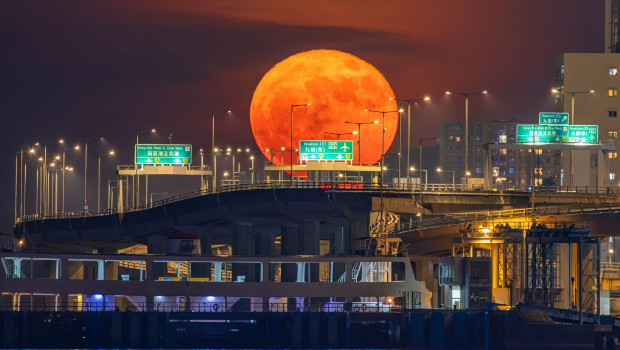 去年,香港也能观察到“超级月亮” 去年,香港也能观察到“超级月亮”