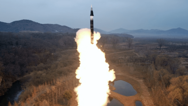 弹道导弹 弹道导弹