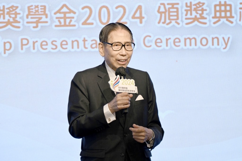 小组由行医超过60年的医管局前主席梁智鸿出任主席。 资料图片 小组由行医超过60年的医管局前主席梁智鸿出任主席。 资料图片