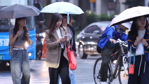 台湾北部、东北部有局部大雨