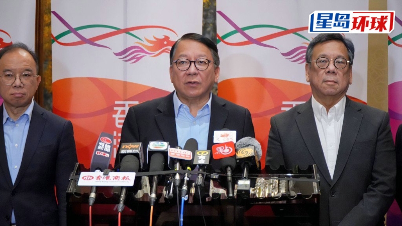 陈国基(中)形容商界整体反应正面 陈国基(中)形容商界整体反应正面