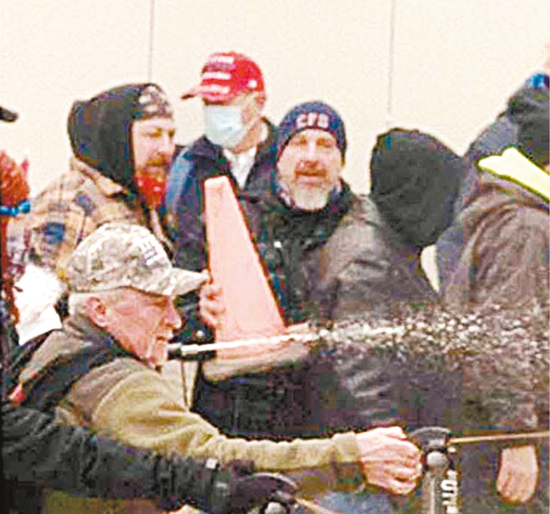 国会骚扰案。 国会骚扰案。