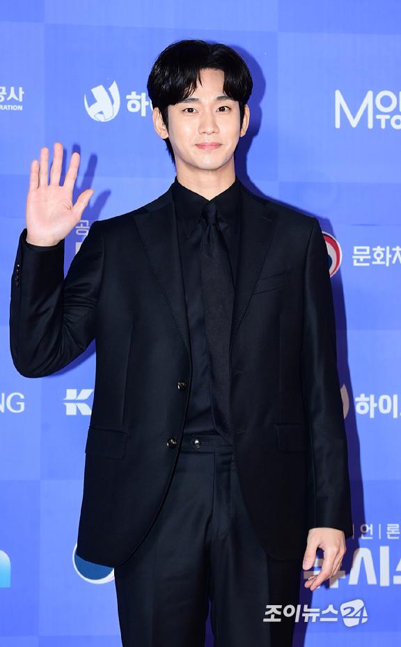 金秀贤原定参与的品牌活动,已宣布取消。 金秀贤原定参与的品牌活动,已宣布取消。