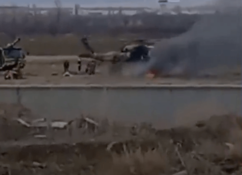 土耳其2军用直升机训练时相撞 土耳其2军用直升机训练时相撞