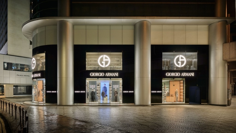 GA尖沙咀广东道精品店进行为期数月的大型翻新工程后,已于早前重新开幕, GA尖沙咀广东道精品店进行为期数月的大型翻新工程后,已于早前重新开幕,