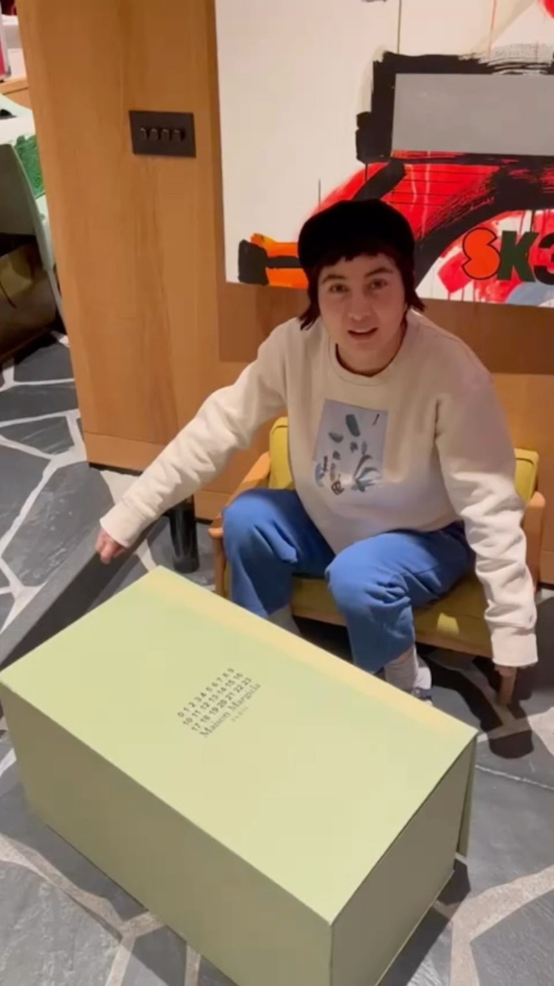 开箱名牌Maison Margiela。 开箱名牌Maison Margiela。