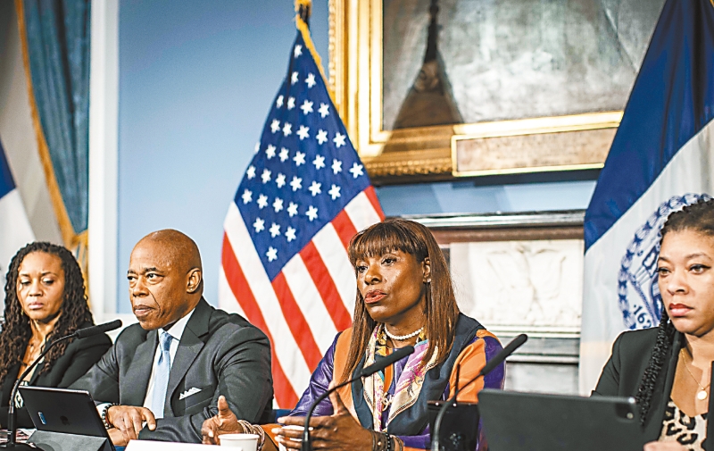 亚当斯亲信。 亚当斯亲信。