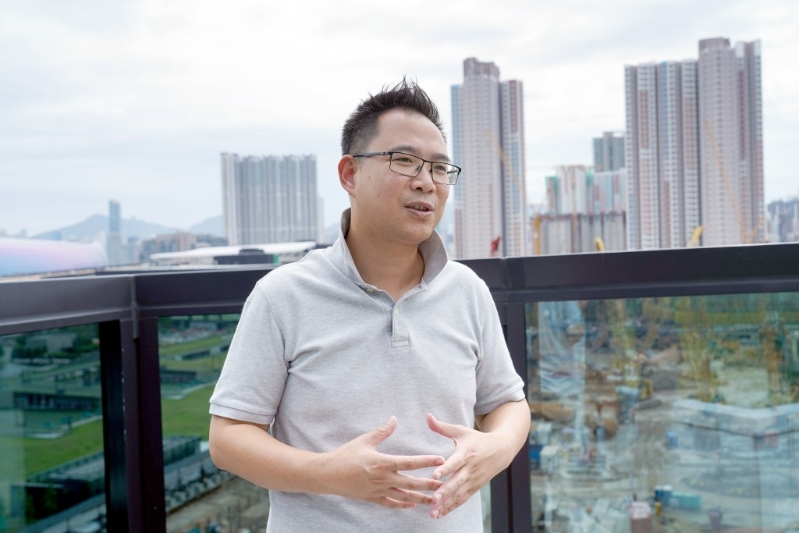 A4联盟杨永杰指划一强制戴头盔会对市民构成滋扰,应以用途作区分。 A4联盟杨永杰指划一强制戴头盔会对市民构成滋扰,应以用途作区分。