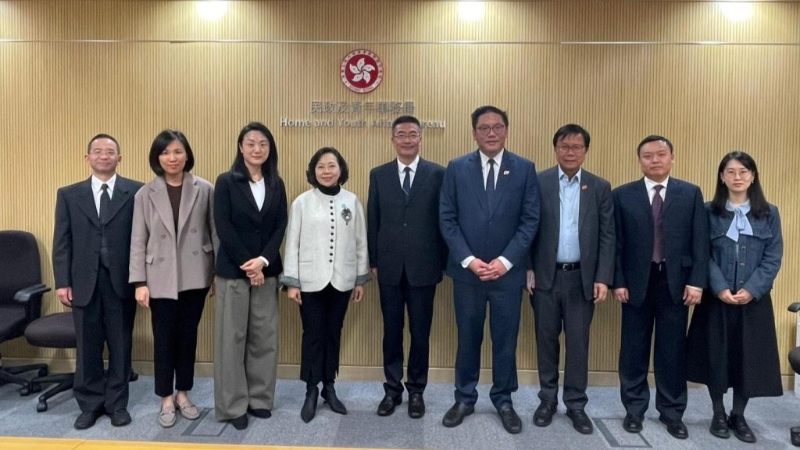 麦美娟与杭州市港澳办代表团会面 麦美娟与杭州市港澳办代表团会面