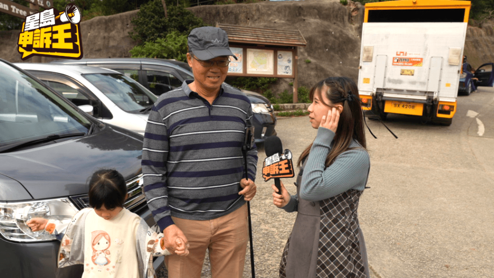 陈先生认为新规定减少了非法喂饲猴子情况。 陈先生认为新规定减少了非法喂饲猴子情况。