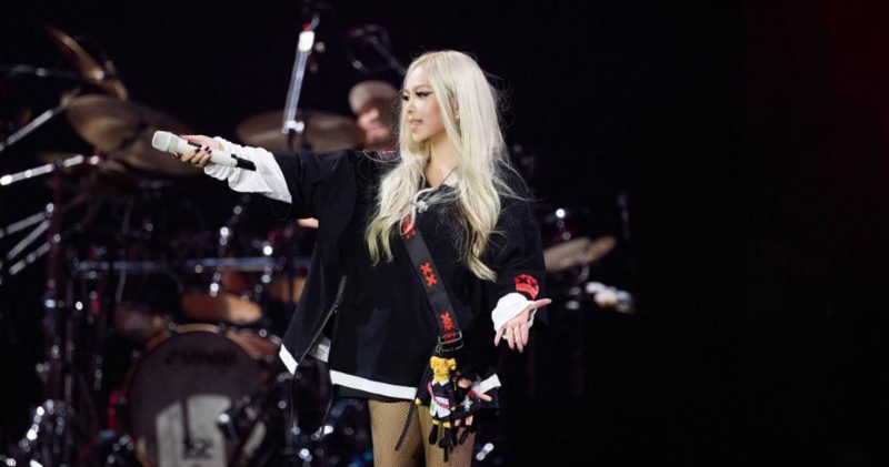 张惠妹安可桥段边落泪边向4万人告白。.jpg 张惠妹安可桥段边落泪边向4万人告白。.jpg