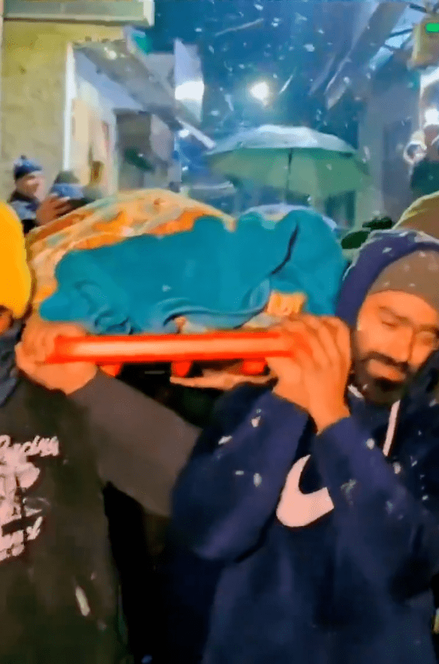 一家五口全丧命,其中三人是幼童和婴孩。 一家五口全丧命,其中三人是幼童和婴孩。