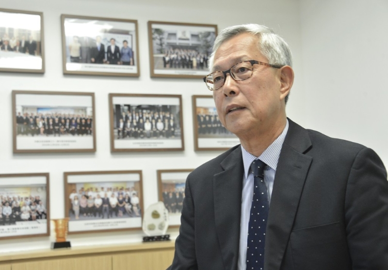 李明逵担任湾仔警区指挥官期间,曾与下属合资买六合彩中头奖。资料图片 李明逵担任湾仔警区指挥官期间,曾与下属合资买六合彩中头奖。资料图片