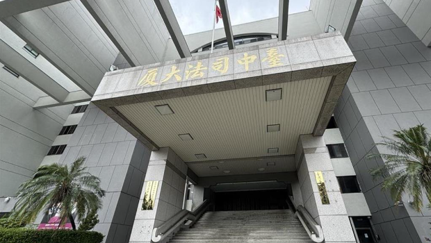 台中市李姓男子4年前猥亵未满14岁少女被法院轻判6月徒刑 台中市李姓男子4年前猥亵未满14岁少女被法院轻判6月徒刑