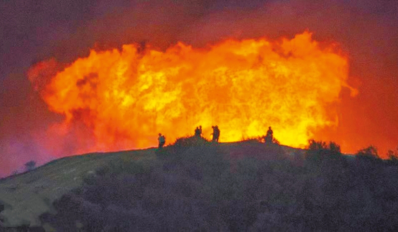 洛杉矶山火。 洛杉矶山火。