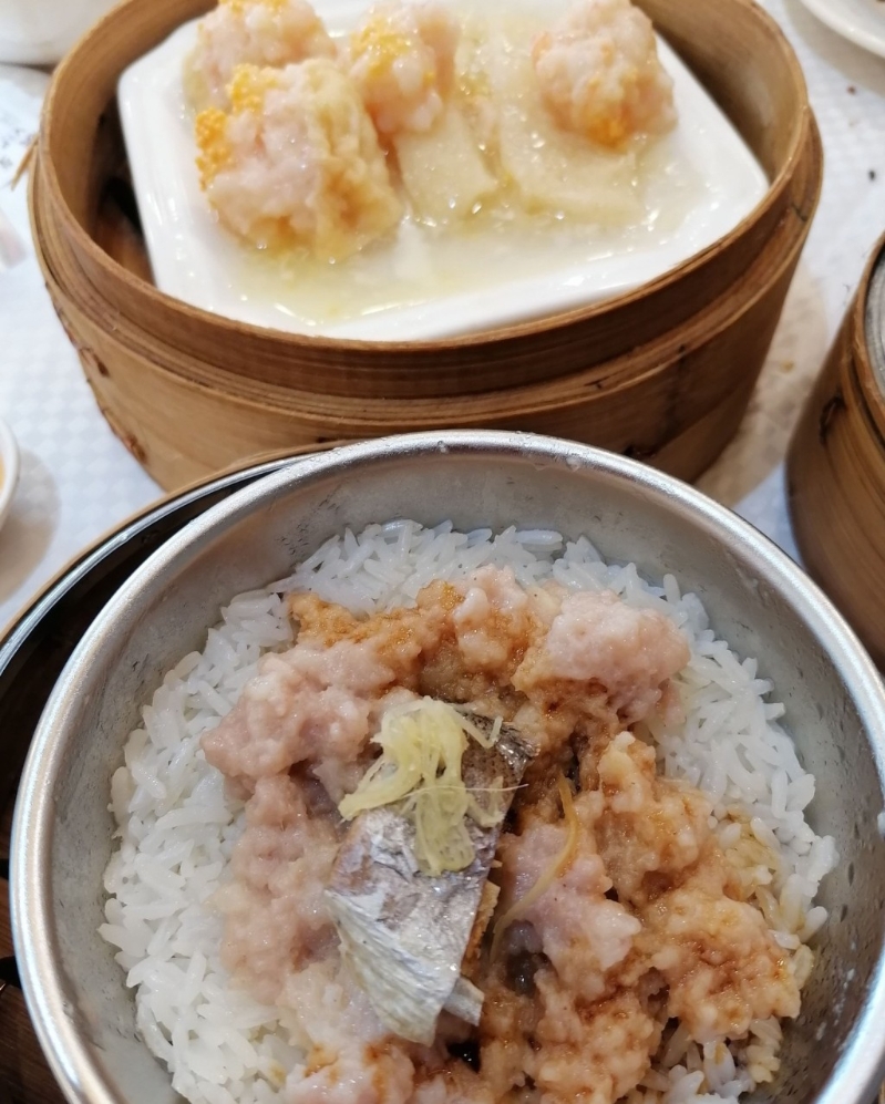 位于深水埗的明星金阁海鲜酒家,近日有新一轮优惠早茶及下午茶推出 位于深水埗的明星金阁海鲜酒家,近日有新一轮优惠早茶及下午茶推出