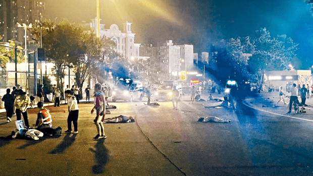 珠海去年11月发生越野车撞死35人惨案。 珠海去年11月发生越野车撞死35人惨案。