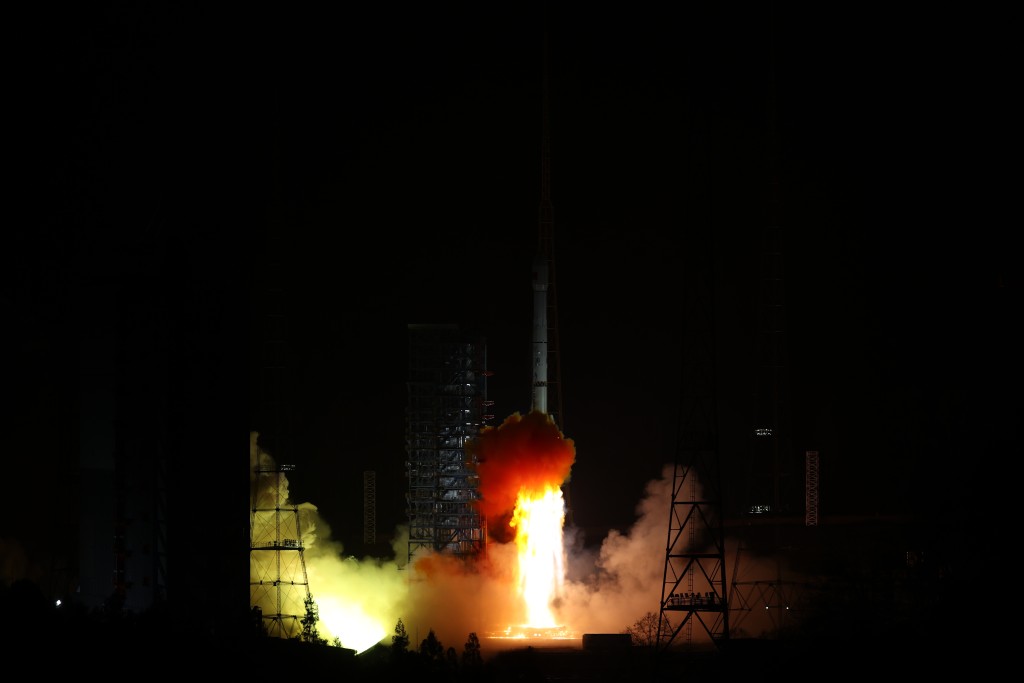 通信技术试验卫星十四号成功发射。 通信技术试验卫星十四号成功发射。