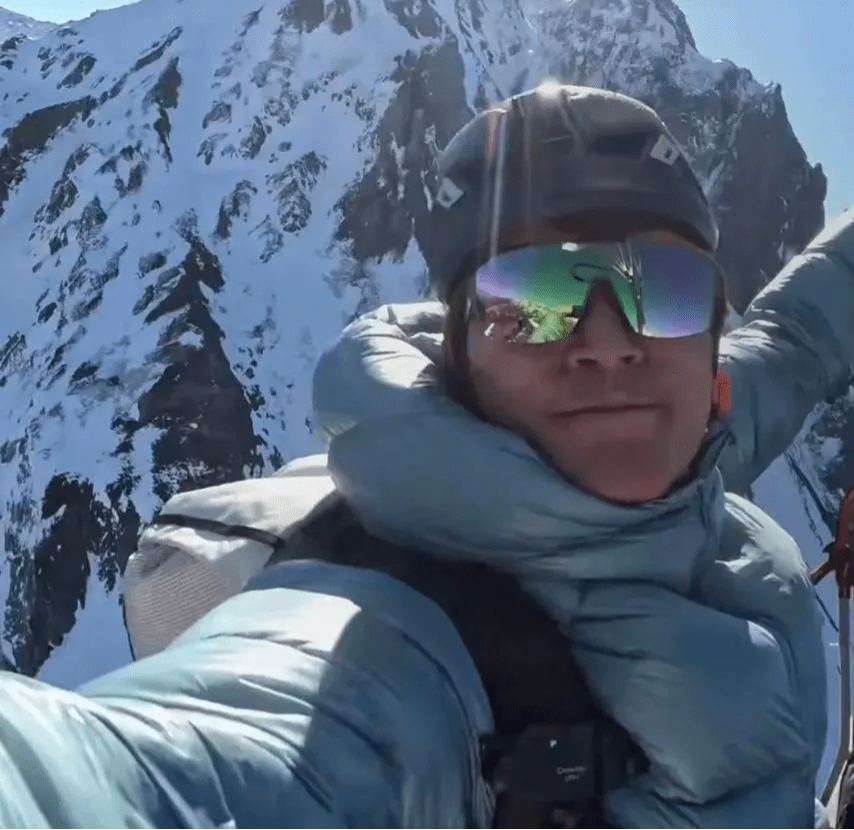 极限运动网红“超级流浪师” 极限运动网红“超级流浪师”