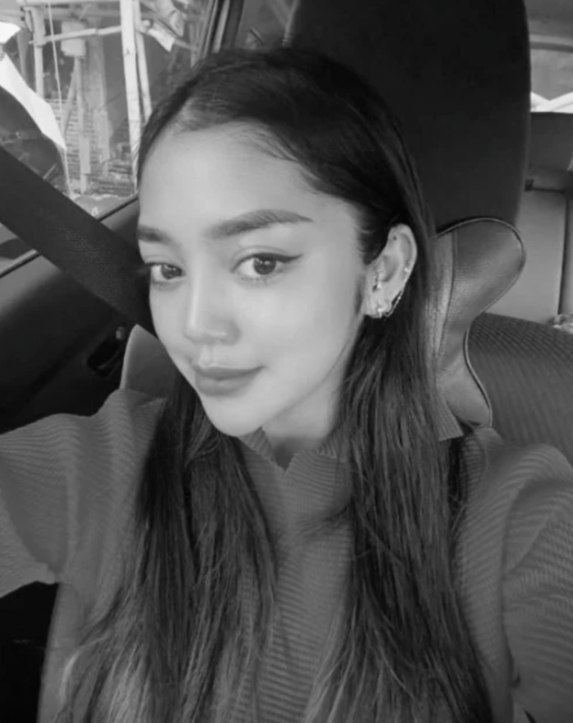 经过初步鉴定,女死者为年仅29岁的年轻寡妇卡萨娜。 经过初步鉴定,女死者为年仅29岁的年轻寡妇卡萨娜。