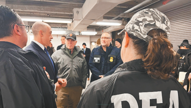 芝加哥缉毒局图片 芝加哥缉毒局图片