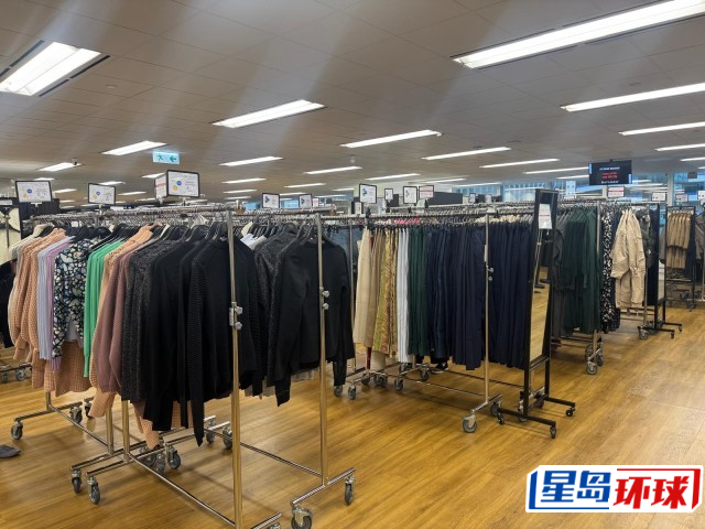 Ted Baker男装冬季大褛$400(原价$3290) Ted Baker男装冬季大褛$400(原价$3290)