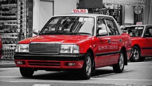 KTaxi App原有用户仍可在Uber App上继续使用按表的士行程选项,同时以「向的士司机要求车资折扣」功能,继续享用俗称「85折的」的15%车资折扣优惠。 KTaxi App原有用户仍可在Uber App上继续使用按表的士行程选项,同时以「向的士司机要求车资折扣」功能,继续享用俗称「85折的」的15%车资折扣优惠。