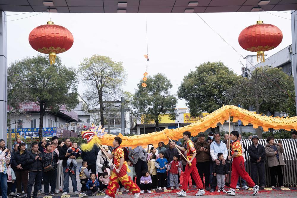 开工仪式隆重举行 开工仪式隆重举行