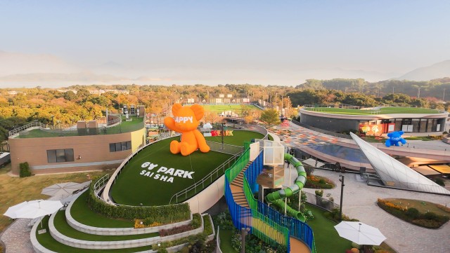 韩国著名流行艺术家Jibin Im独家联乘设计的4大巨型Bearballoon。 韩国著名流行艺术家Jibin Im独家联乘设计的4大巨型Bearballoon。