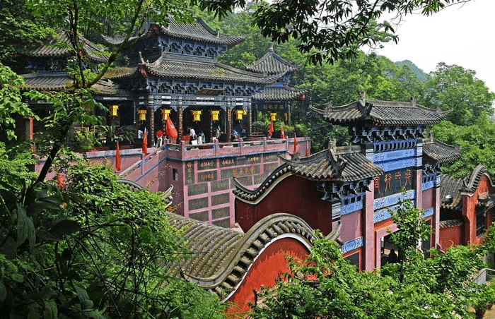 宜宾市翠屏区被中国民间文艺家协会命名为“中国哪吒文化之乡”,这裡至今保存著哪吒行宫。 宜宾市翠屏区被中国民间文艺家协会命名为“中国哪吒文化之乡”,这裡至今保存著哪吒行宫。