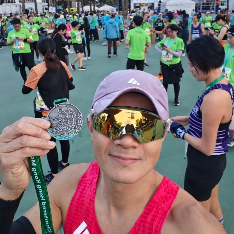 胡诺言以01.45.03完成赛事。 胡诺言以01.45.03完成赛事。