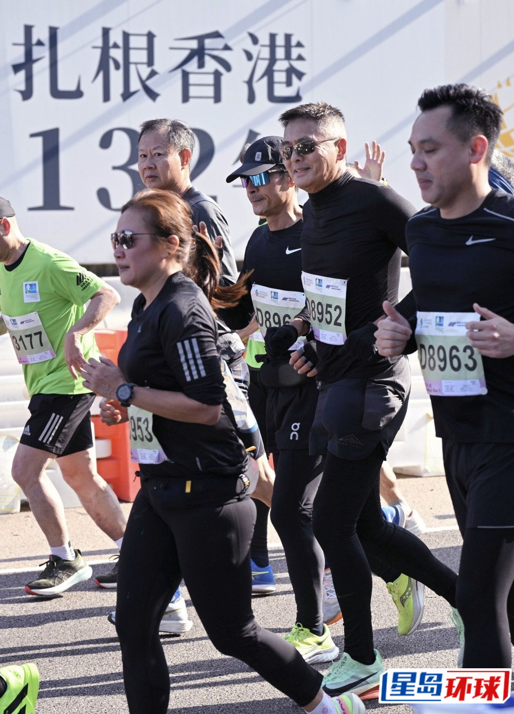 发哥跑出2小时24分33秒。 发哥跑出2小时24分33秒。