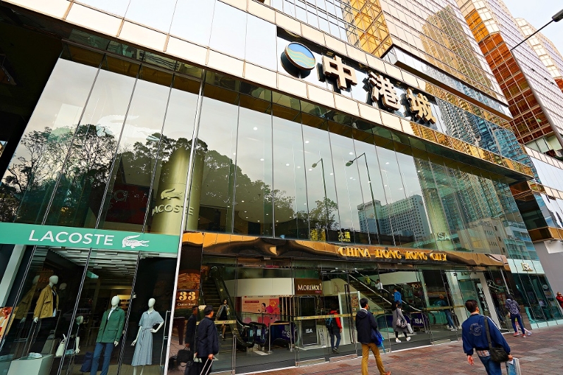 淘宝首间“PapaHome 淘宝家具实体店”进驻尖沙咀中港城2楼,商铺占地逾25,000平方呎。 淘宝首间“PapaHome 淘宝家具实体店”进驻尖沙咀中港城2楼,商铺占地逾25,000平方呎。