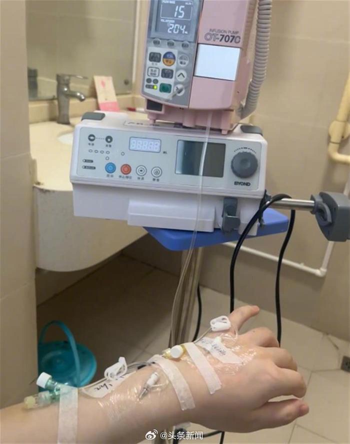 怀孕七个月的张女士称因被行李箱砸中肚,令她痛失爱儿。 怀孕七个月的张女士称因被行李箱砸中肚,令她痛失爱儿。