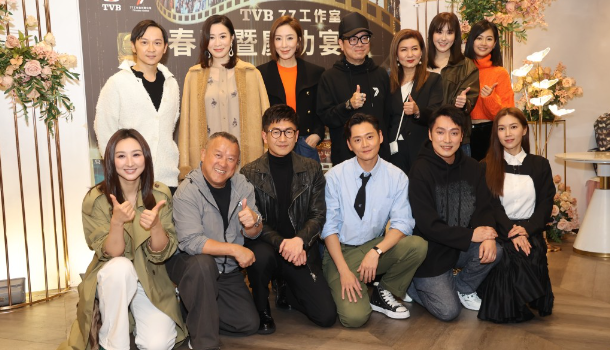 曾志伟开玩笑说钟澍佳开拍多出剧“抢人才”令TVB演员出现真空。 曾志伟开玩笑说钟澍佳开拍多出剧“抢人才”令TVB演员出现真空。