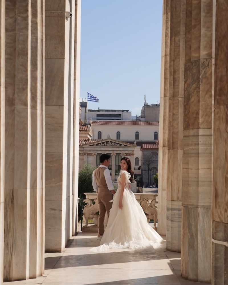 婚纱照未见其未婚夫的正面 婚纱照未见其未婚夫的正面