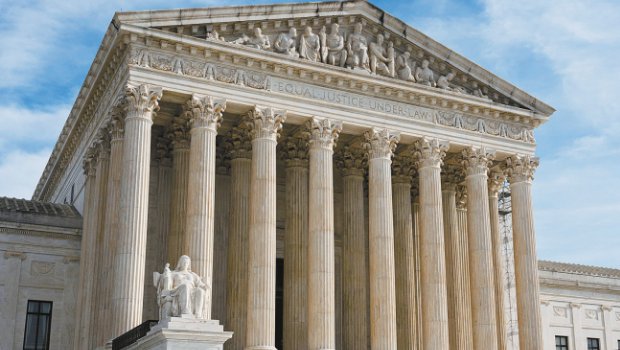 最高法院暂缓白宫解雇令,允许保护吹哨人的特别顾问办公室主管德林格至少留任至下个星期。 最高法院暂缓白宫解雇令,允许保护吹哨人的特别顾问办公室主管德林格至少留任至下个星期。