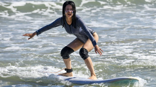 海南万宁市为国内冲浪胜地。中新社 海南万宁市为国内冲浪胜地。中新社