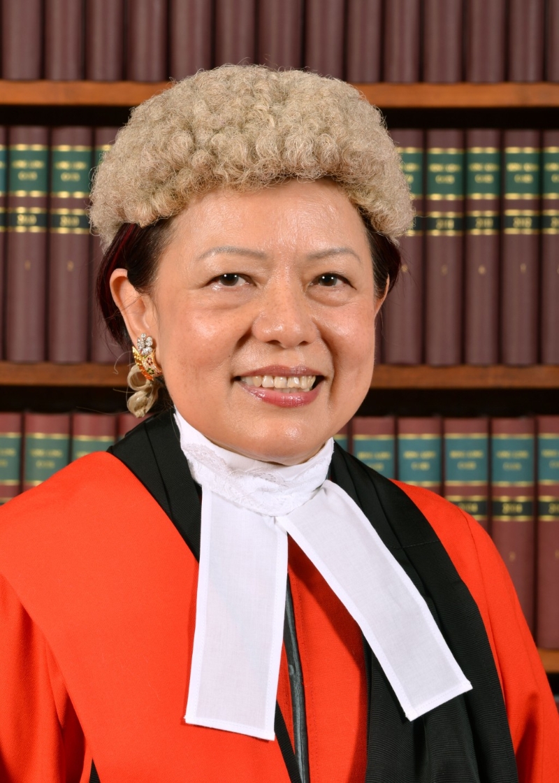 法官杜丽冰今早庭上指斥黎智英答非所问,并强调法庭不容任何政治宣言。 法官杜丽冰今早庭上指斥黎智英答非所问,并强调法庭不容任何政治宣言。