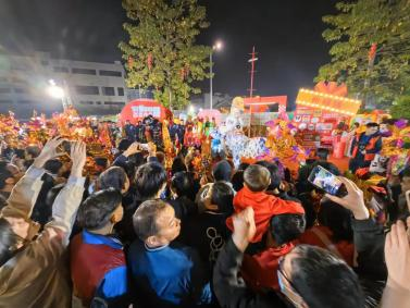 千年容桂 “观音开库”民俗又有新玩法 千年容桂 “观音开库”民俗又有新玩法