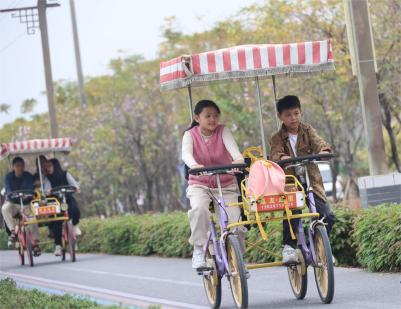 佛山贤鲁岛: 有人放烟花,有人追晚风 佛山贤鲁岛: 有人放烟花,有人追晚风