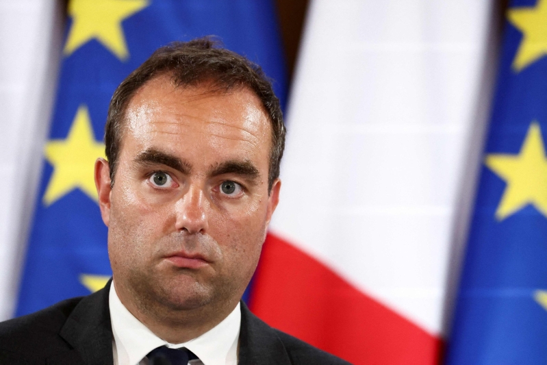 法国国防部长 法国国防部长