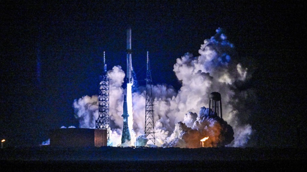 蓝色起源(Blue Origin)新格伦火箭(New Glenn)成功发射 蓝色起源(Blue Origin)新格伦火箭(New Glenn)成功发射