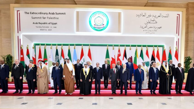 阿拉伯峰会各国领袖合影。 阿拉伯峰会各国领袖合影。