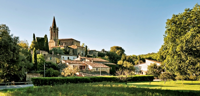 是次拍卖的珍稀笔洗是Elsa Peretti于2005年从拍卖行购得,并珍藏于西班牙加泰罗尼亚中世纪村庄圣马蒂韦尔(Sant MartíVell)的寓所中。 是次拍卖的珍稀笔洗是Elsa Peretti于2005年从拍卖行购得,并珍藏于西班牙加泰罗尼亚中世纪村庄圣马蒂韦尔(Sant MartíVell)的寓所中。