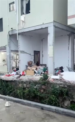 珠海一民房爆炸 珠海一民房爆炸